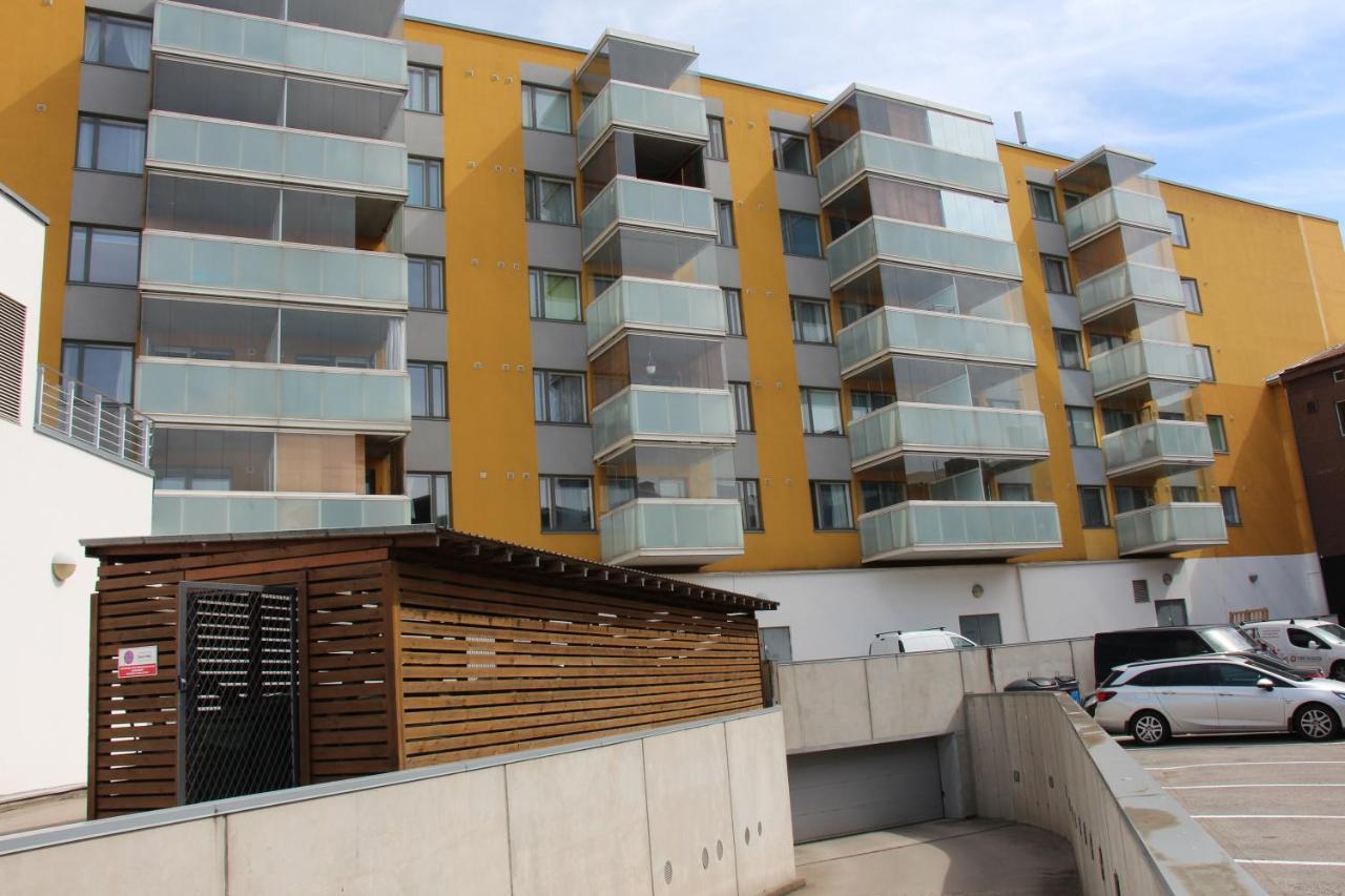 New Modern 4-Room Apartment With Big Balcony And Undeground Parking In Center Of Tallinn Exteriér fotografie