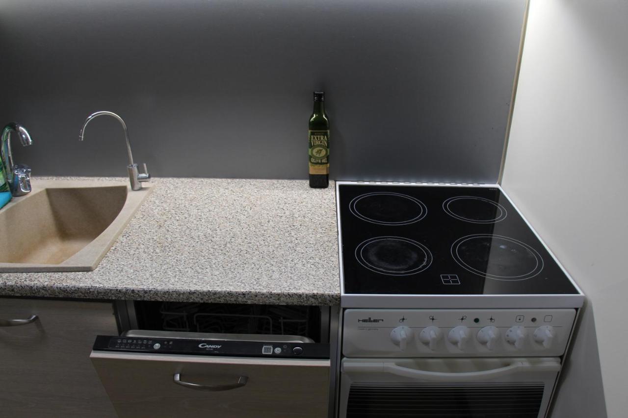 New Modern 4-Room Apartment With Big Balcony And Undeground Parking In Center Of Tallinn Exteriér fotografie